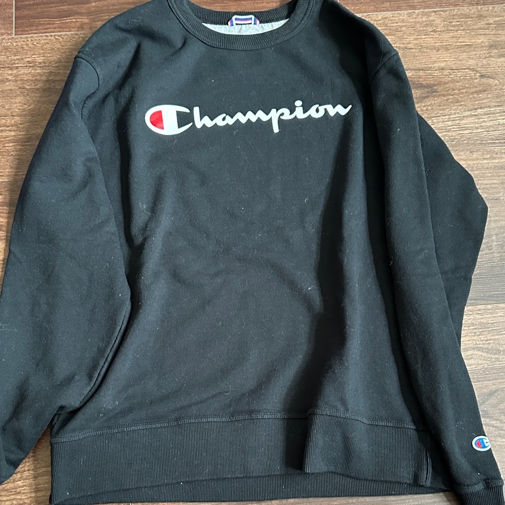 Champion Men's Black Crewneck Sweater